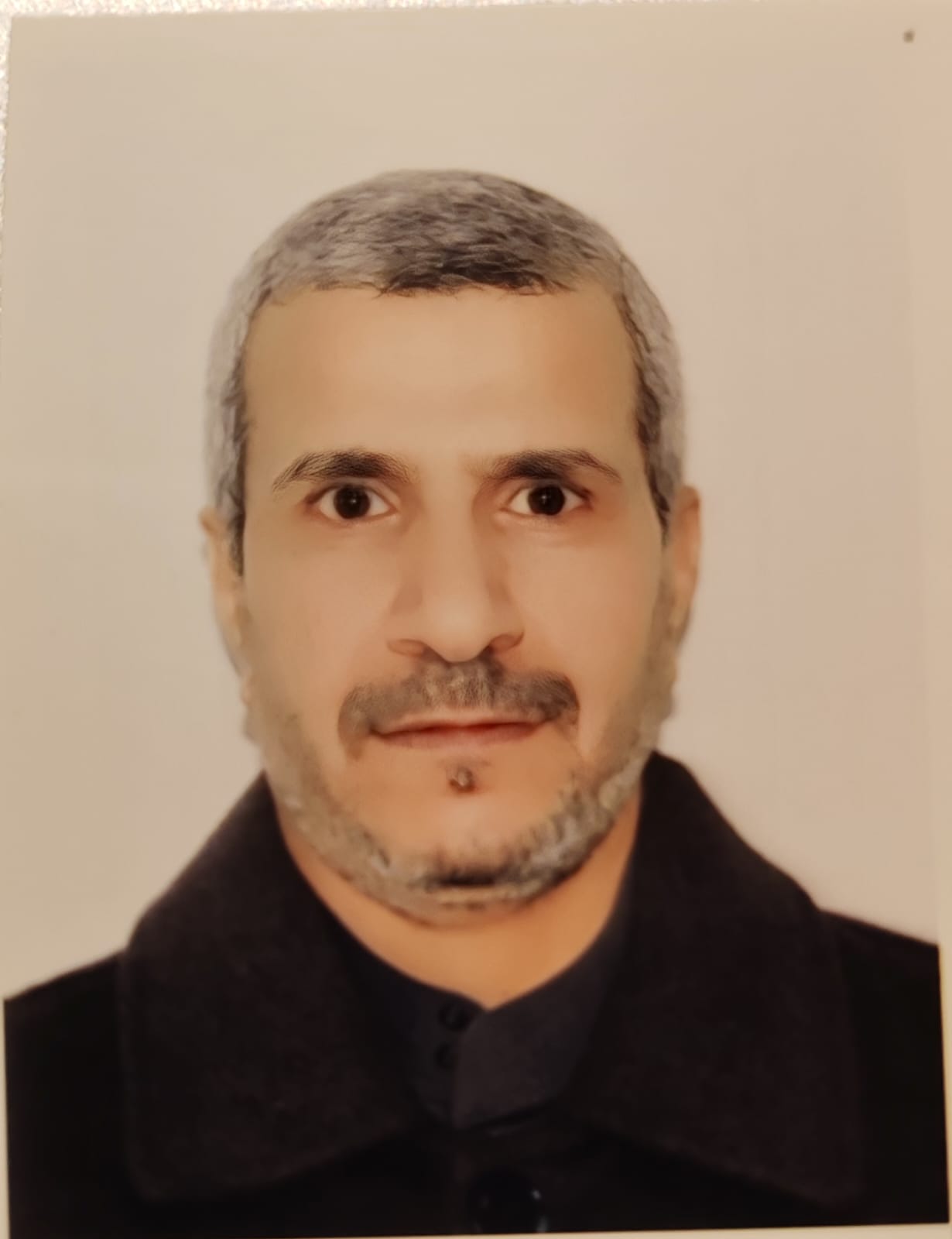 الأستاذ